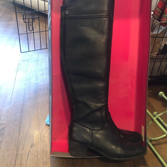 vince camuto baldwin boots